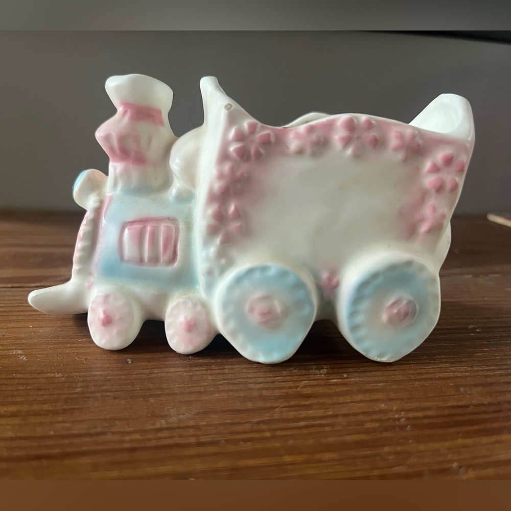 Pastel Train Figurine by Ardco - vintage ceramic - Picture 2 of 6
